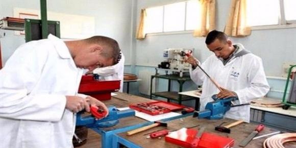 Algérie : Mebarki évoque avec l'ambassadeur de France les possibilités de coopération dans le domaine de la formation professionnelle