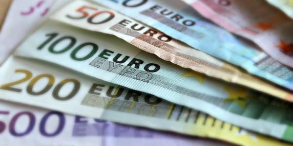 Dépôts en devises auprès des banques : La note de la direction des changes de la Banque d’Algérie est-elle toujours en vigueur ?