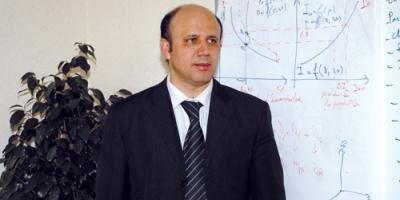 المغرب-خبير.. الأحزاب لم تتملك مفهوم "نموذج تنموي"