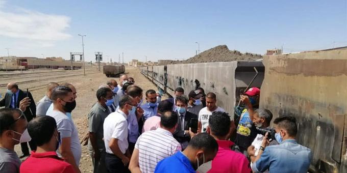 Tunisie:Moez Chakchouk promet la modernisation du transport ferroviaire à Gafsa