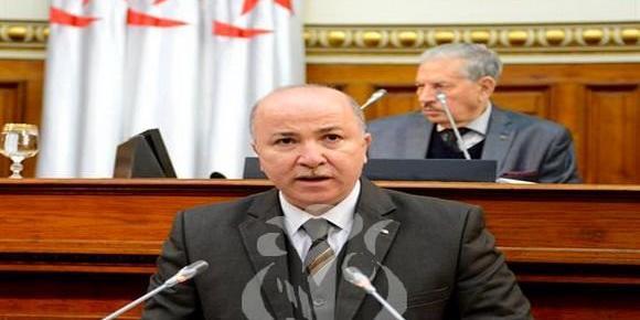 Algérie:La réalisation du port du Centre à El Hamdania et de grands projets miniers lancée à partir de 2021
