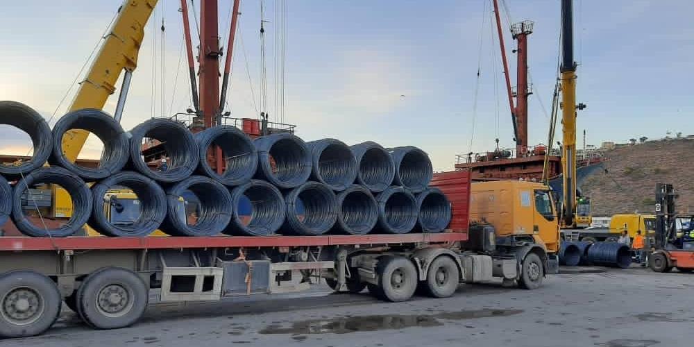 Algérie:Oran , Tosyali exporte 8000 tonnes de fil machine vers l’Italie et la Roumanie
