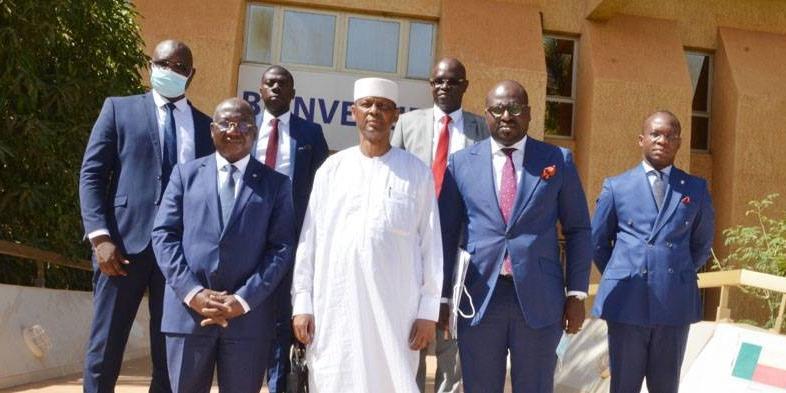 Côte d’Ivoire:Financement des Pme ,Versus Bank et le Fonds de solidarité africain signent une convention de collaboration