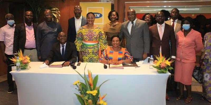 Côte d’Ivoire:Signature d’une convention pour digitaliser l’économie agricole en Côte d’Ivoire